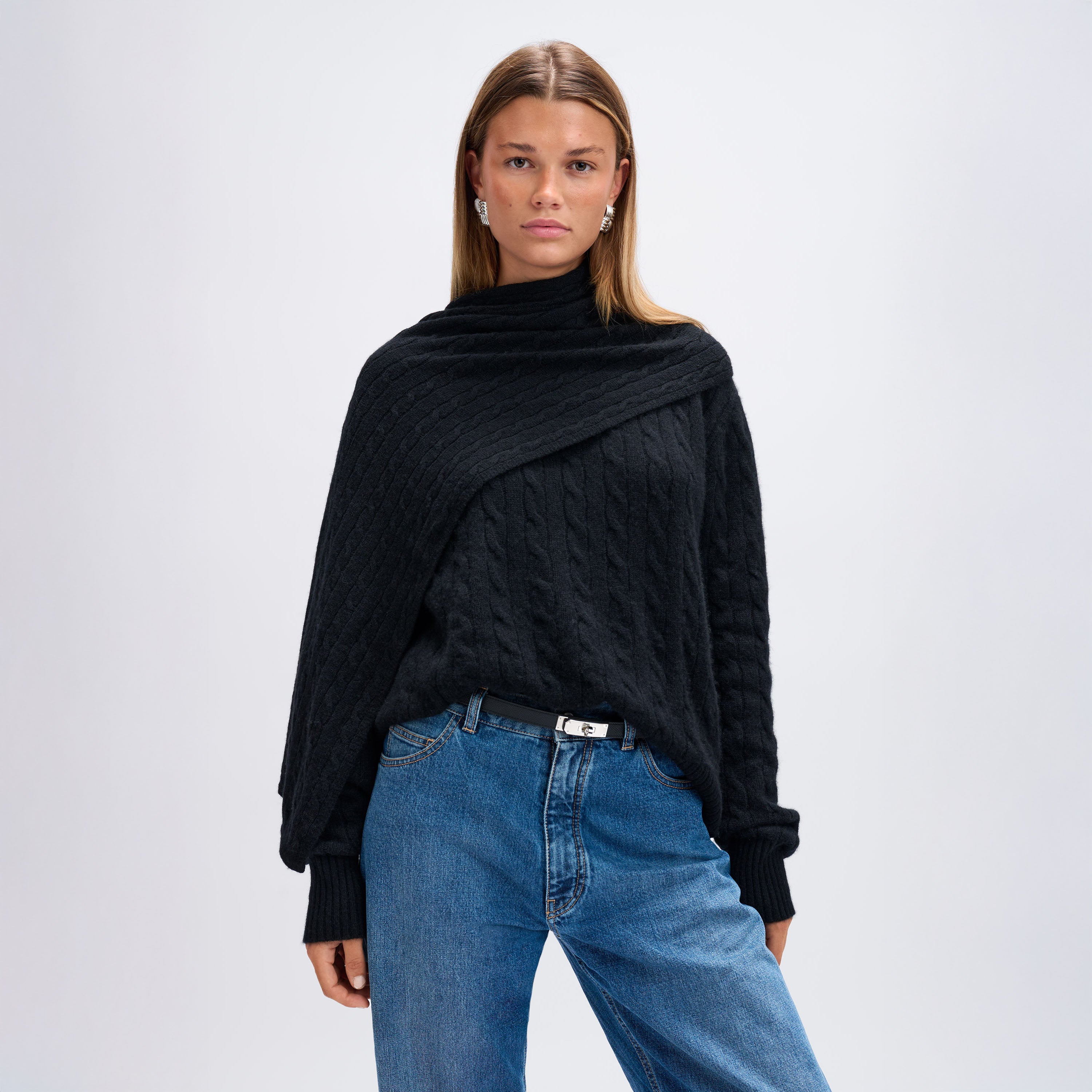 Cable knit scarf black – Cloeys.se